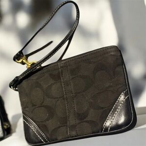 Coach Black Signature C Wristlet